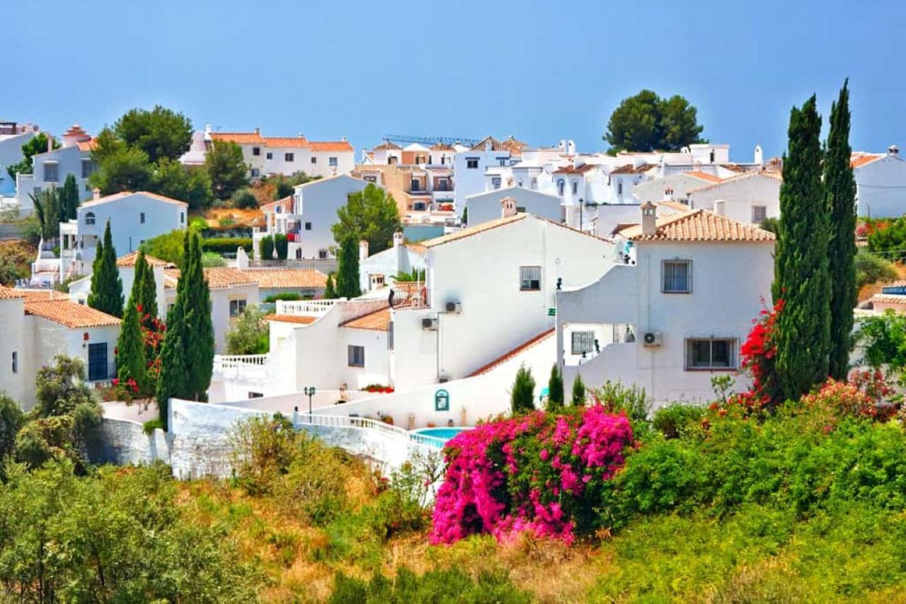 Casa Kaluel Adosado Blanco Villa Nerja Luaran gambar